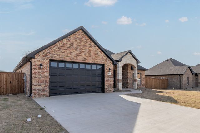 503 Limestone Circle, Mabank, TX 75147
