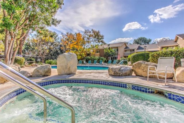 223 Pineview, Irvine, CA 92620