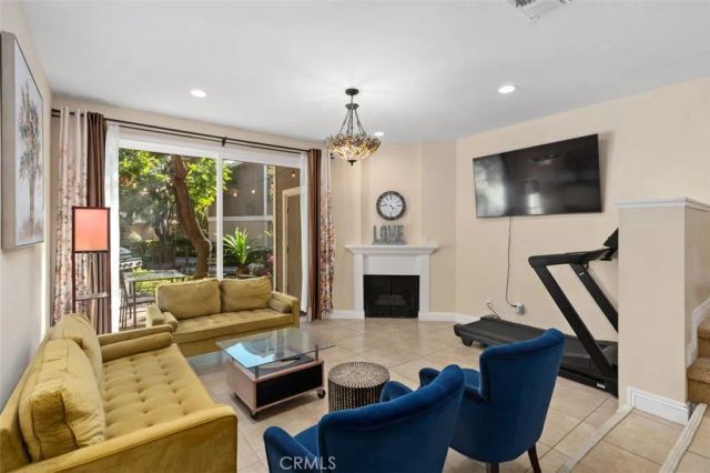 223 Pineview, Irvine, CA 92620