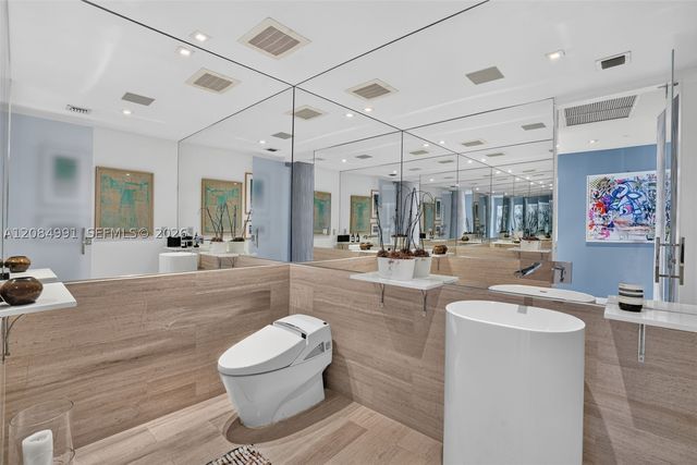 2020 N Bayshore Dr 3708, Miami, FL 33137