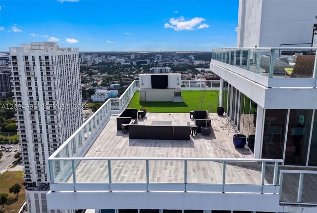2020 N Bayshore Dr 3708, Miami, FL 33137
