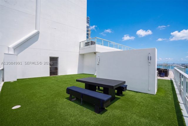 2020 N Bayshore Dr 3708, Miami, FL 33137