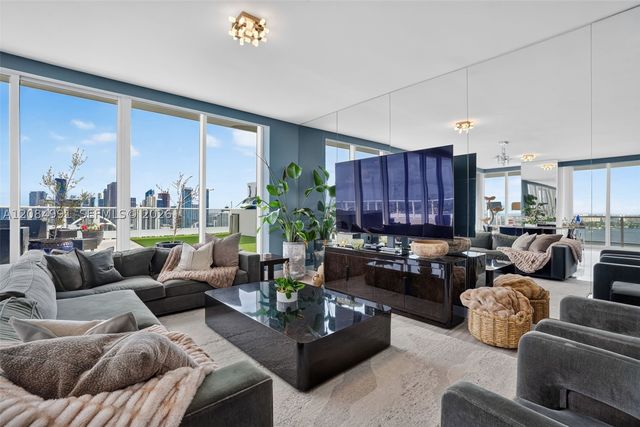 2020 N Bayshore Dr 3708, Miami, FL 33137