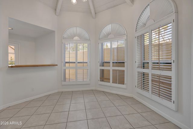 5825 N 12TH Street 11, Phoenix, AZ 85014