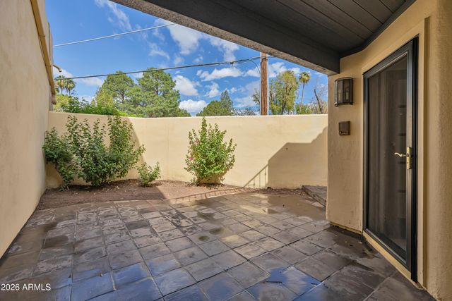 5825 N 12TH Street 11, Phoenix, AZ 85014