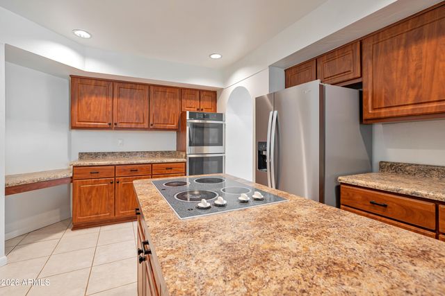 5825 N 12TH Street 11, Phoenix, AZ 85014