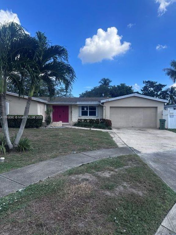 6545 NW 3rd St, Margate, FL 33063