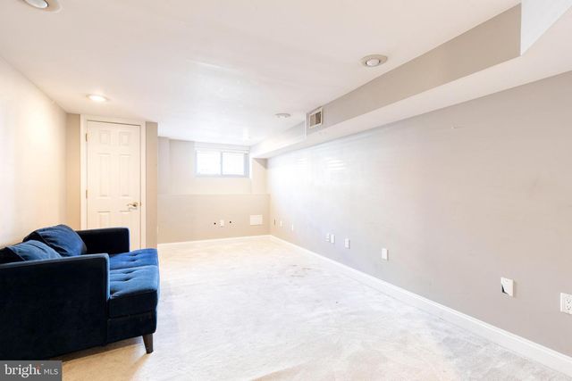 607 S STREEPER ST, Baltimore, MD 21224