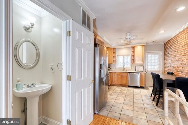 607 S STREEPER ST, Baltimore, MD 21224