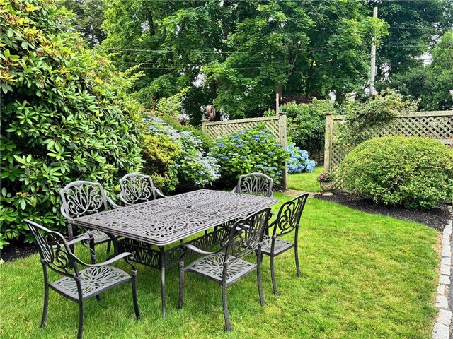 75 Ayrault Street 1, Newport, RI 02840