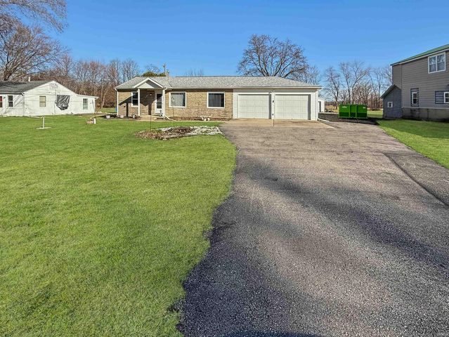 1832 E 800 N, West Lafayette, IN 47906