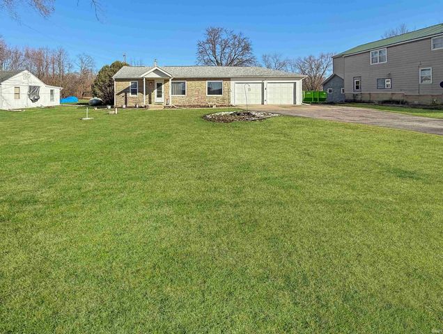 1832 E 800 N, West Lafayette, IN 47906