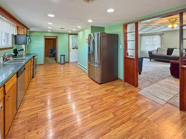 1832 E 800 N, West Lafayette, IN 47906