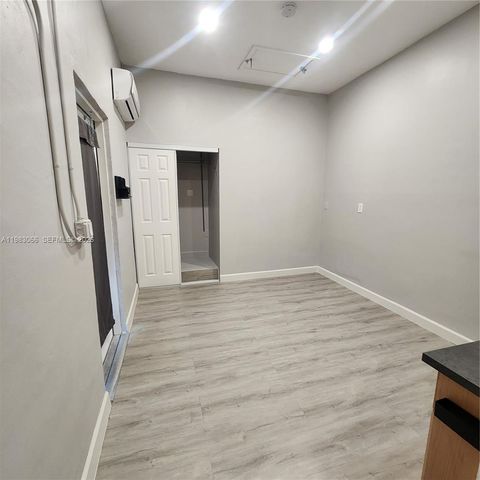 14639 SW 158th Path A, Miami, FL 33196