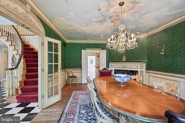 12 COVE RD, Moorestown, NJ 08057