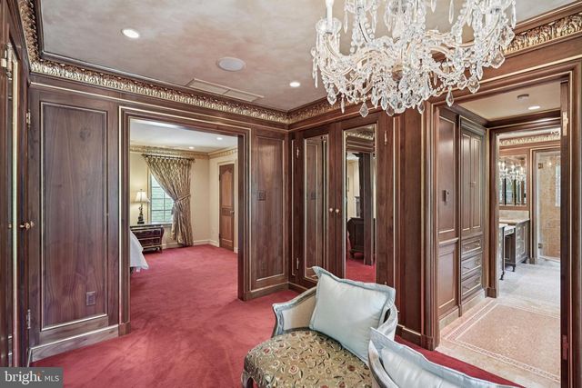 12 COVE RD, Moorestown, NJ 08057