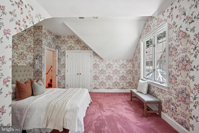 12 COVE RD, Moorestown, NJ 08057