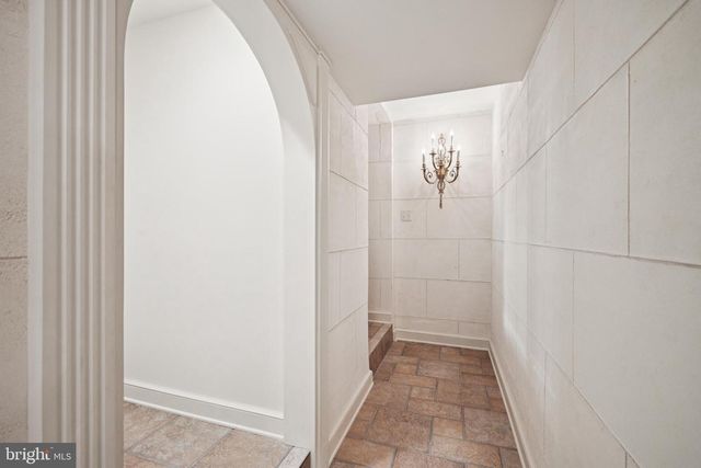 12 COVE RD, Moorestown, NJ 08057