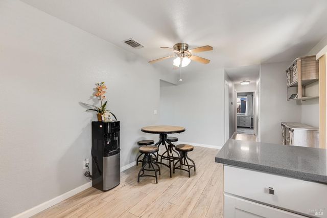 531 Colonial Cir, Vacaville, CA 95687