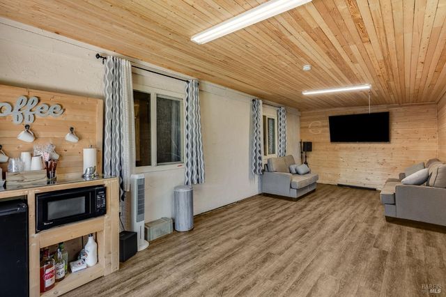 531 Colonial Cir, Vacaville, CA 95687