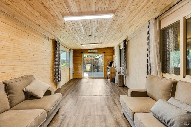 531 Colonial Cir, Vacaville, CA 95687