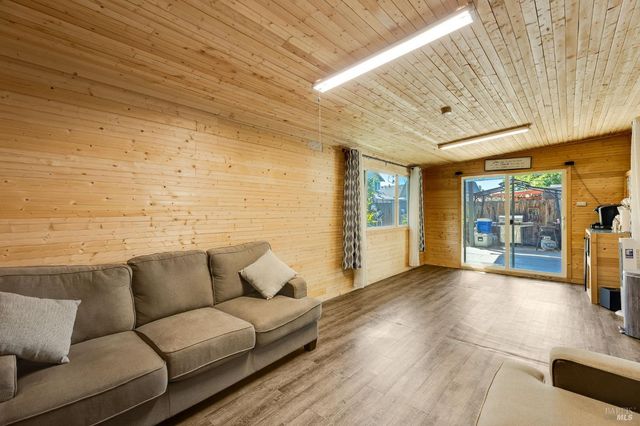 531 Colonial Cir, Vacaville, CA 95687