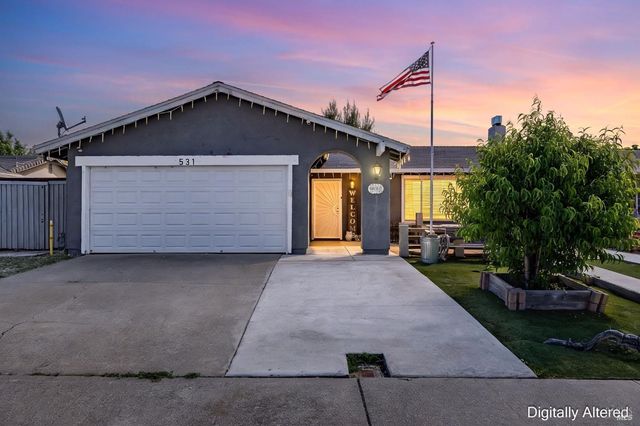 531 Colonial Cir, Vacaville, CA 95687
