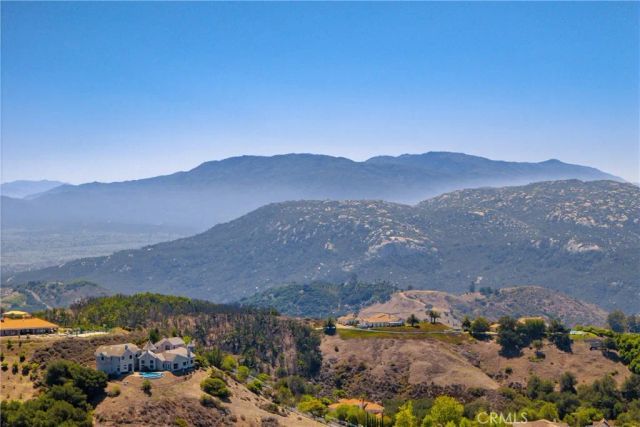 44892 Via Barranca, Temecula, CA 92590