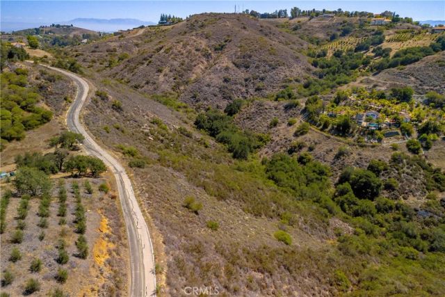44892 Via Barranca, Temecula, CA 92590
