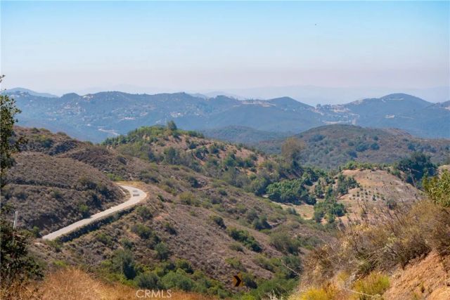 44892 Via Barranca, Temecula, CA 92590