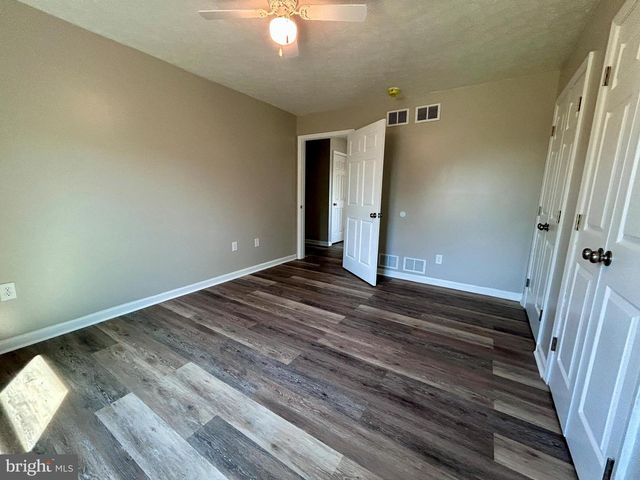 505 N WESTERN AVE, Martinsburg, WV 25404