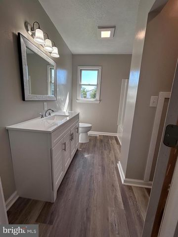 505 N WESTERN AVE, Martinsburg, WV 25404