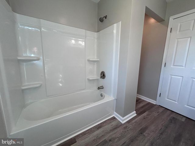 505 N WESTERN AVE, Martinsburg, WV 25404