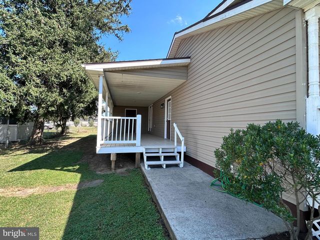 505 N WESTERN AVE, Martinsburg, WV 25404