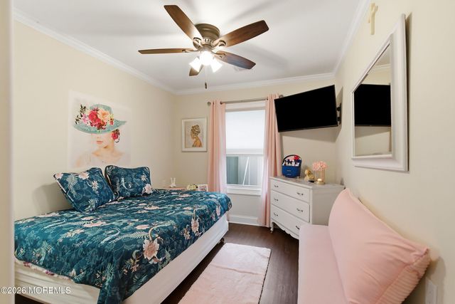 12 Pocono Place, Toms River, NJ 08753