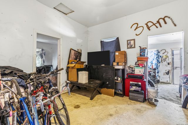 808 S Trinity, San Antonio, TX 78207