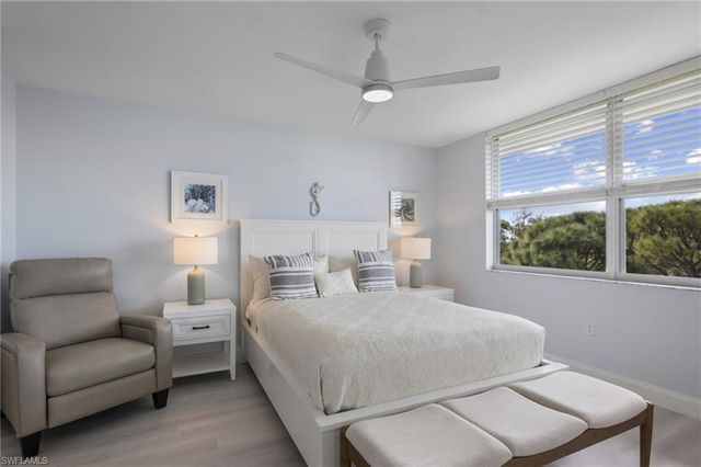 290 Naples Cove DR # 2604, Naples, FL 34110