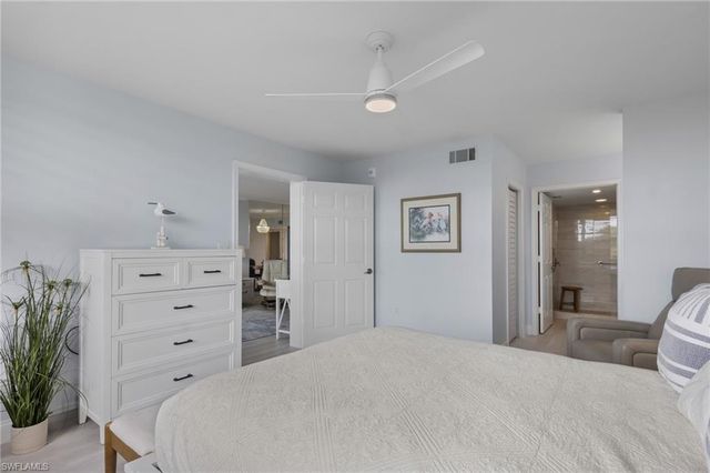 290 Naples Cove DR # 2604, Naples, FL 34110