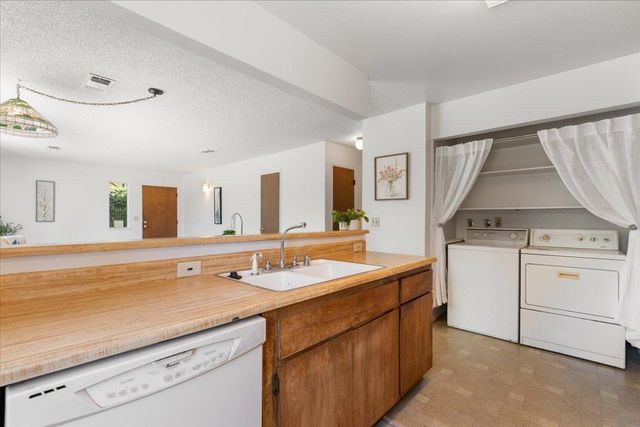 428 Lamarque Ct, Grass Valley, CA 95945
