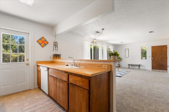 428 Lamarque Ct, Grass Valley, CA 95945