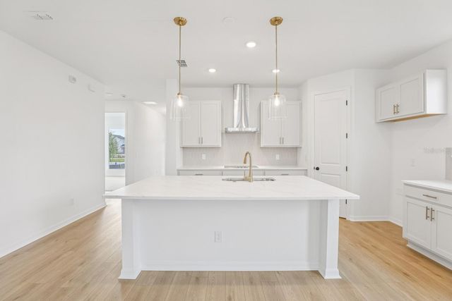 2977 SAILHOUSE DRIVE, St Cloud, FL 34771