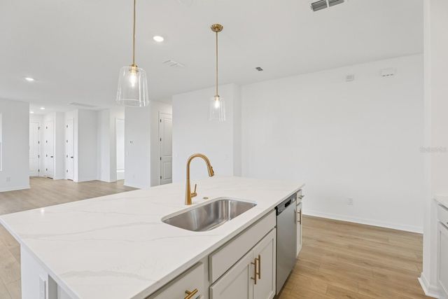 2977 SAILHOUSE DRIVE, St Cloud, FL 34771