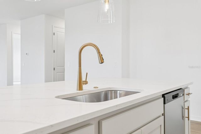 2977 SAILHOUSE DRIVE, St Cloud, FL 34771