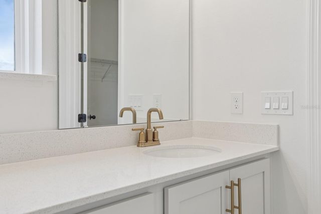 2977 SAILHOUSE DRIVE, St Cloud, FL 34771