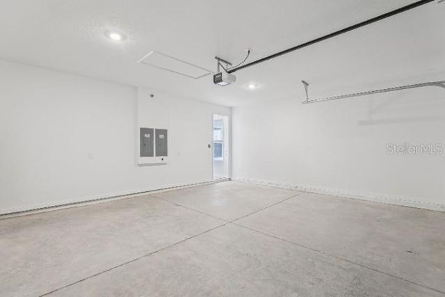 2977 SAILHOUSE DRIVE, St Cloud, FL 34771