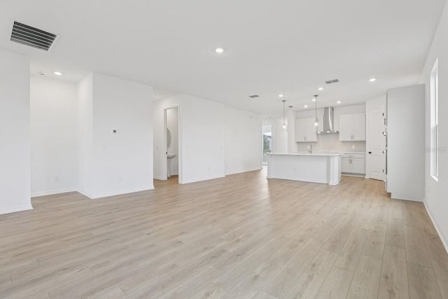 2977 SAILHOUSE DRIVE, St Cloud, FL 34771