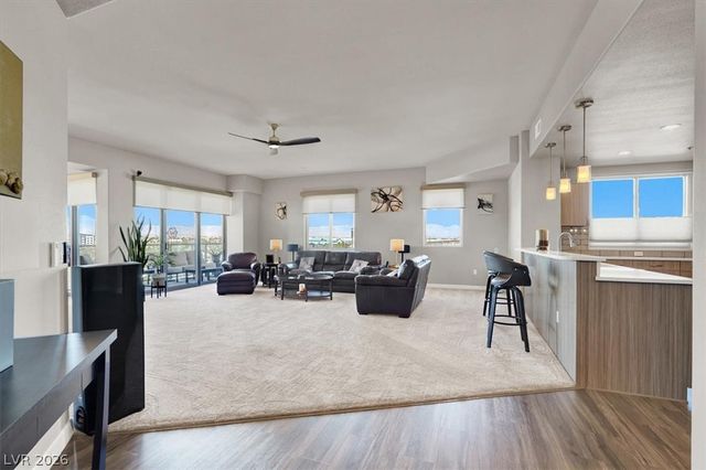 8255 Las Vegas Boulevard 722, Las Vegas, NV 89123