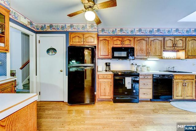 30 Perrin Drive, Wayne, NJ 07470