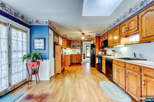 30 Perrin Drive, Wayne, NJ 07470