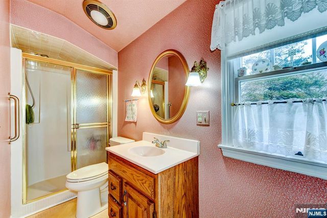 30 Perrin Drive, Wayne, NJ 07470